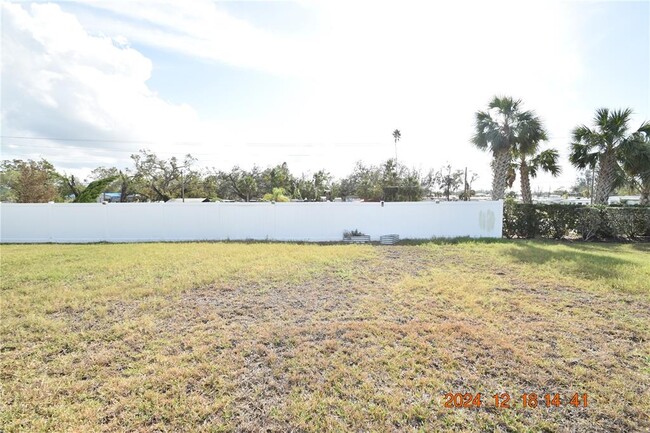 Building Photo - 1066 Ocean Spray Dr