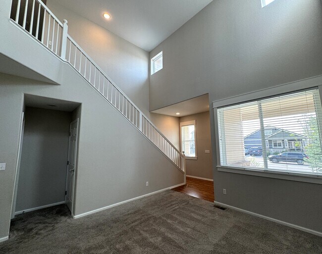 Building Photo - 2390 Broadleaf Loop