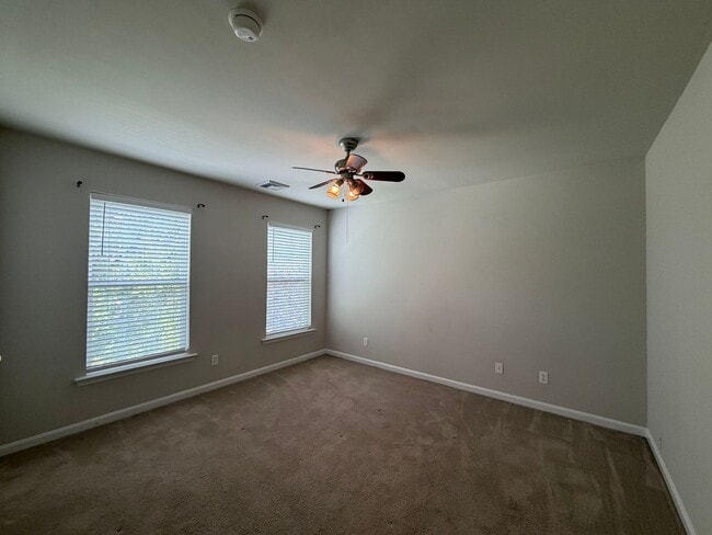 Building Photo - 1108 Harding Cir
