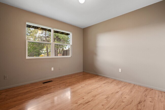 Building Photo - 2020 Fairmount St
