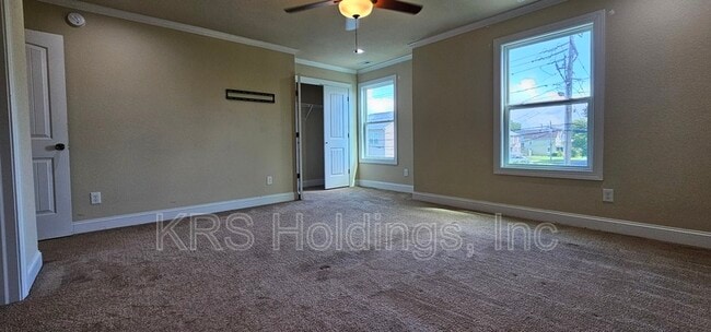 Building Photo - 1002 Carolina St