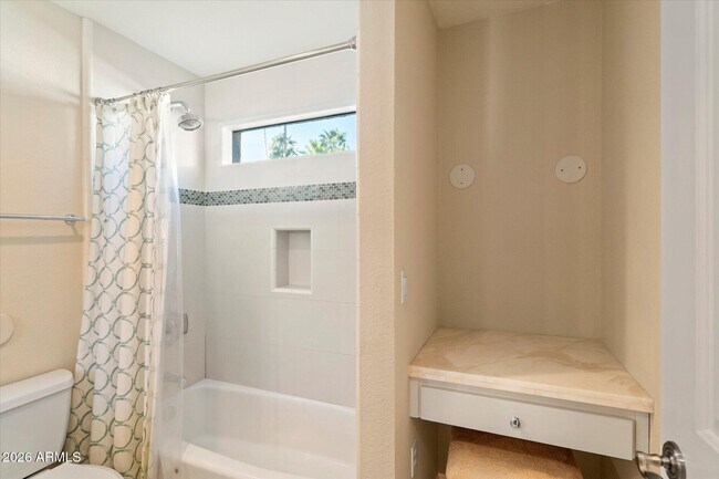 Building Photo - 11414 N 54th Pl