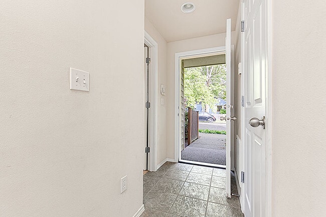 Building Photo - 11709 16th Ave NE