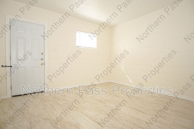 Building Photo - 7320 Dale Rd