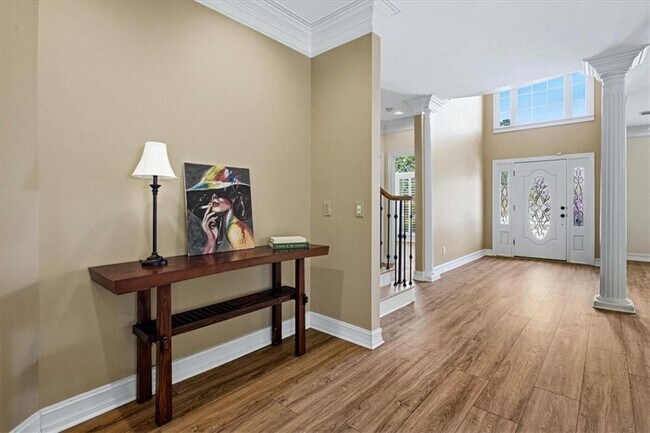 Building Photo - 210 Masters View Ct