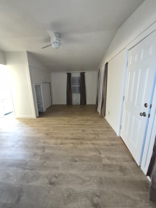 Building Photo - 1250 NW Ellan St