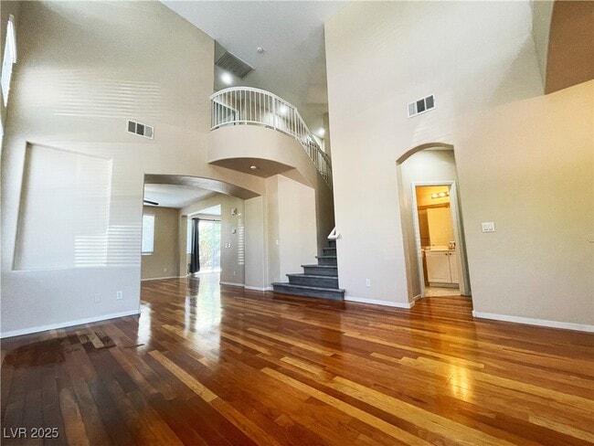 Building Photo - 9964 Canyon Peak Dr