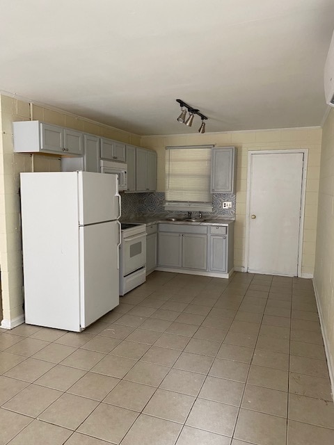 Building Photo - 202 Scientific St