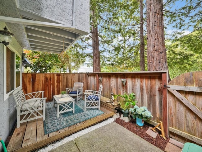 Building Photo - 2bd/1.5 Bathrooms - Sonoma Racquet Club - ...