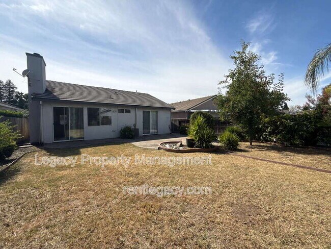 Building Photo - 403 Munden Ct