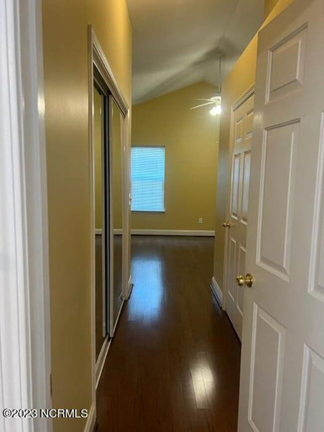 Building Photo - Two  Bedroom Two Bath