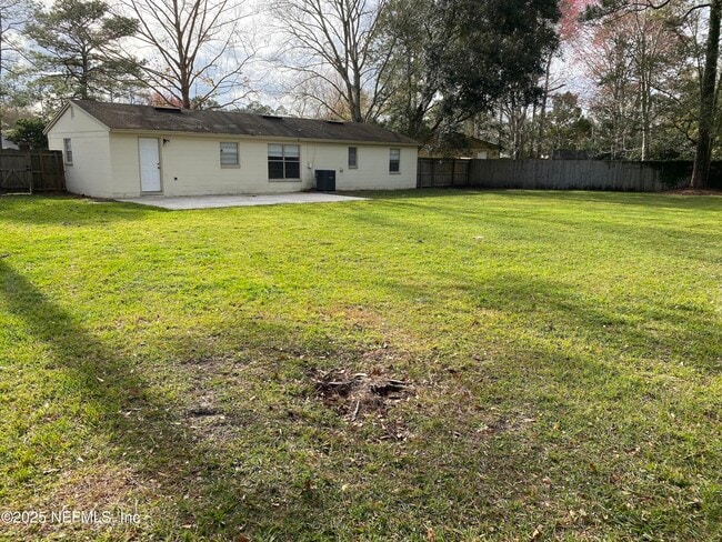 Building Photo - 1643 Rhonda Dr