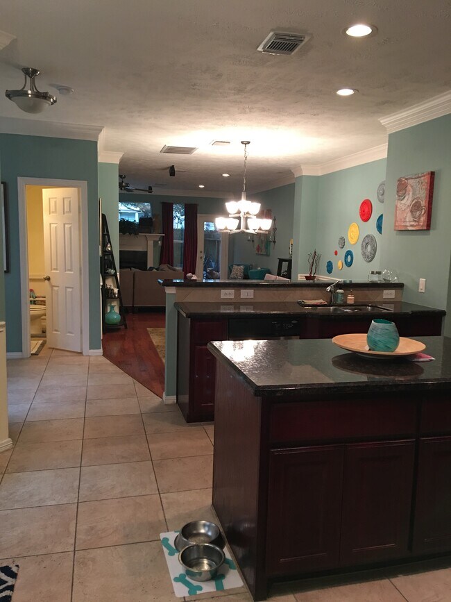 Building Photo - 1622 Cohn St