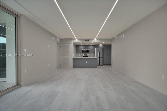 Building Photo - 1150 101st St