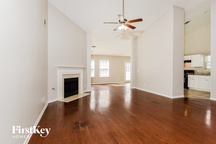 Building Photo - 231 Grandview Ln
