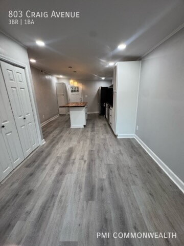 Building Photo - 803 Craig Ave