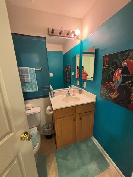 Building Photo - 13 Truth Way