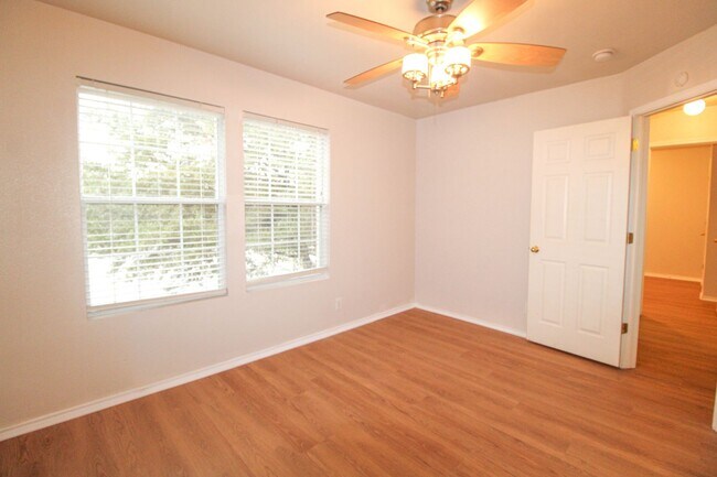 Building Photo - 9706 Battle Pass