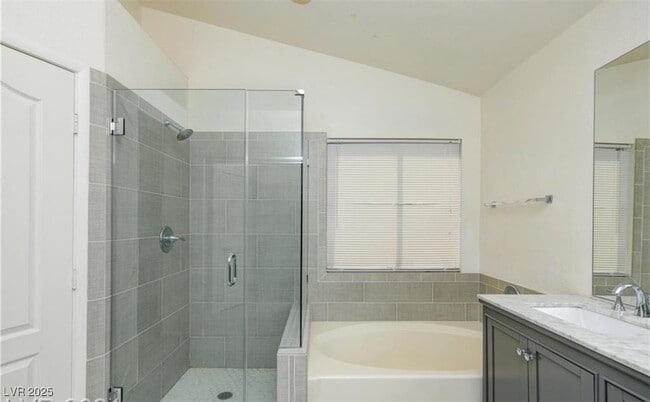 Building Photo - 135 Pebble Ridge Rd