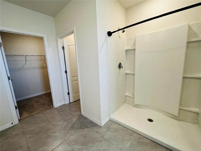 Building Photo - 507 Auburn Grove Terrace