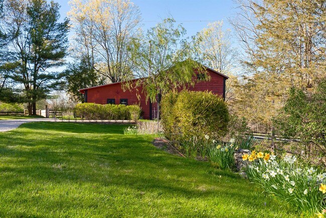 Building Photo - 0 Downing Rd