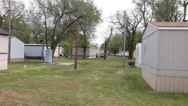 Building Photo - 4611 Dumas Dr