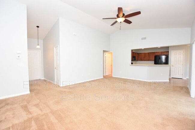 Building Photo - 1615 Laurel Meadows Dr