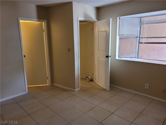 Building Photo - 429 N Lamb Blvd