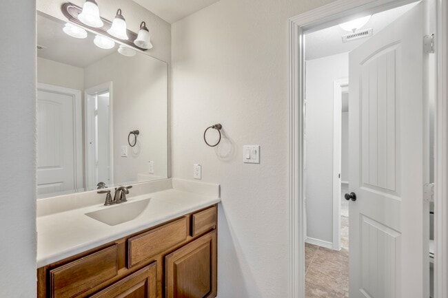 Building Photo - 11306 Longmire Creek Ct