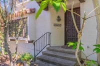 Building Photo - 8642 Villa La Jolla Dr