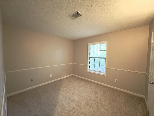 Building Photo - 4991 Sugar Creek Dr