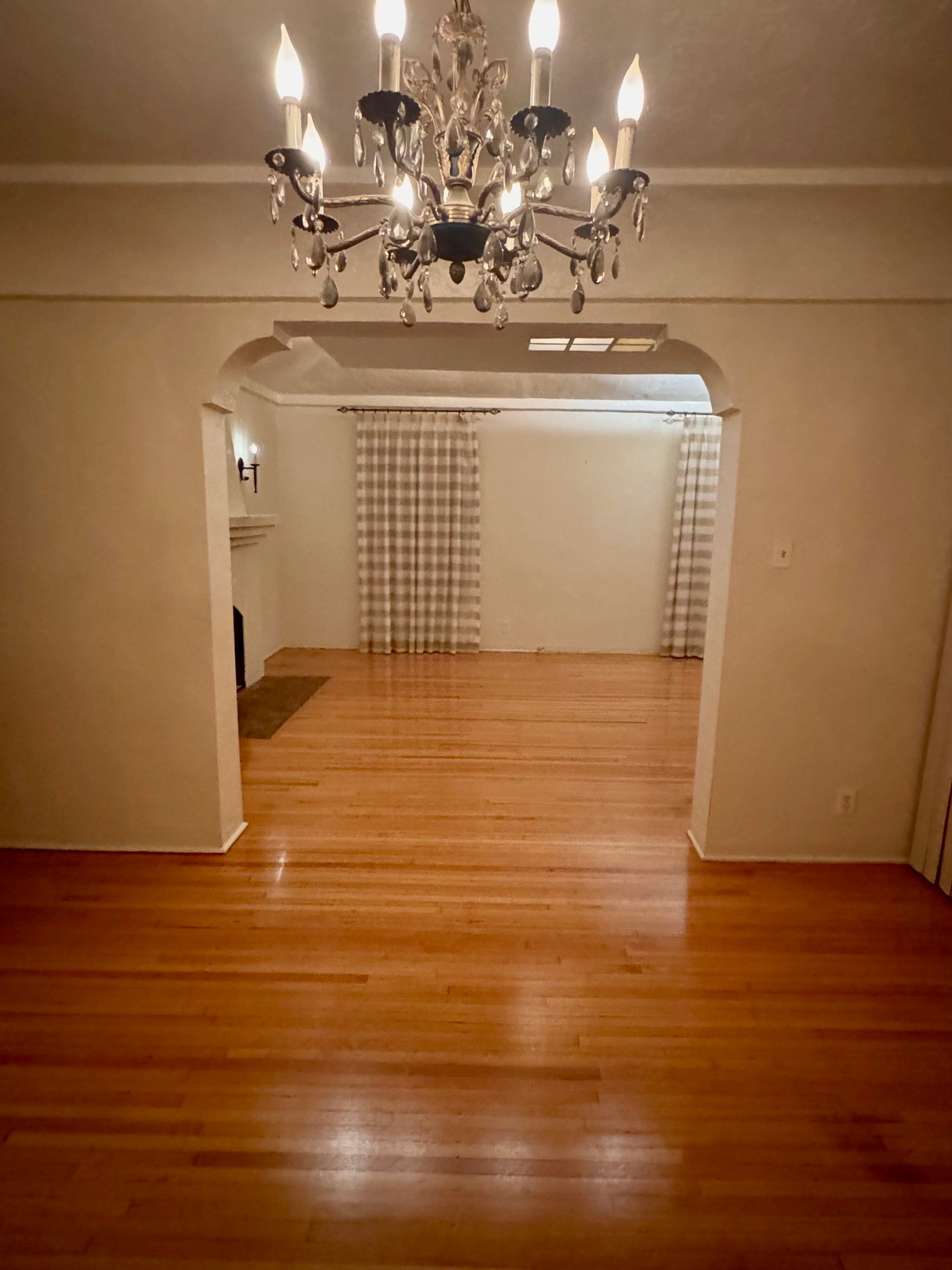 Building Photo - 2620 Graham Ave