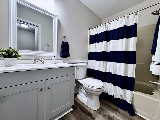 Building Photo - READY NOW!! Completely Updated 3-Bedroom Townhome in Kempsville Lake! Fenced Backyard - Pet Frien...