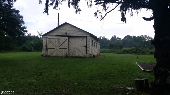 Building Photo - 64 Cherryville Stanton Road