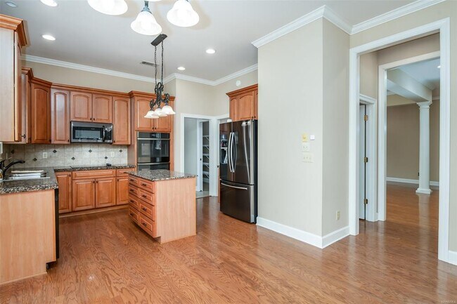 Building Photo - 2230 Wyndgate Dr