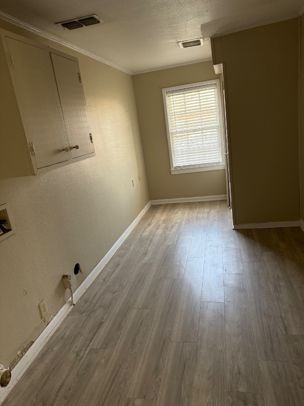 Building Photo - 212 Skyline Dr