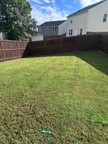 Building Photo - 503 Amelia Ct