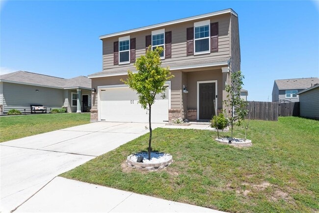 Building Photo - 204 Peony Ln.