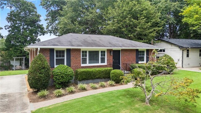 Building Photo - 914 Willivee Dr