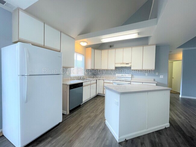 Building Photo - 2756 Revere Ln
