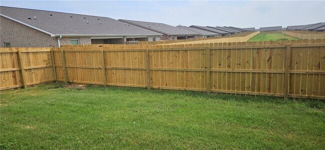 Building Photo - 6810 Toby St