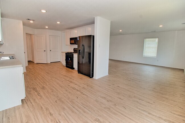 Building Photo - 4207 Palmetto Grv Ln