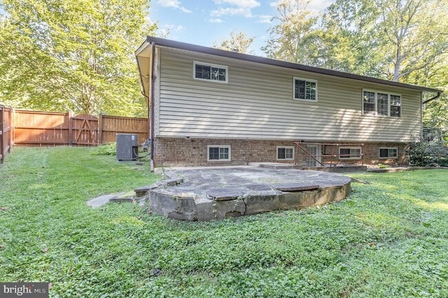 Building Photo - 8411 Derby Ct
