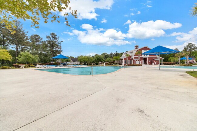 Building Photo - 12 Old Bridge Dr