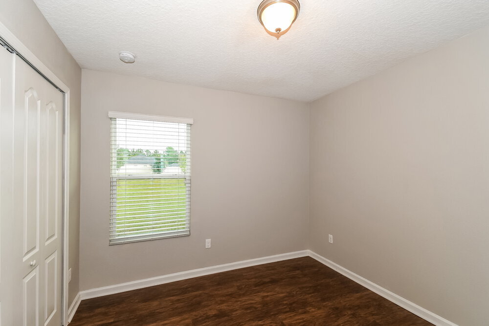 Building Photo - 11049 Snowbrook Ct