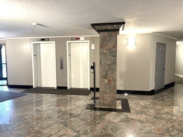 Building Photo - 151 Coolidge Ave