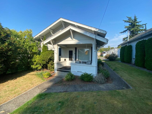 Primary Photo - Quiet, Cozy 2-Bedroom Home Located in York...