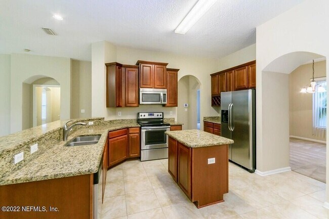 Building Photo - 248 Southern Rose Dr