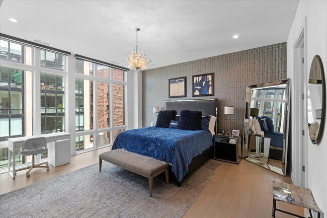 Building Photo - 2773 N Hampden Ct