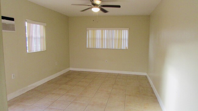Building Photo - 4470 NW 175th St